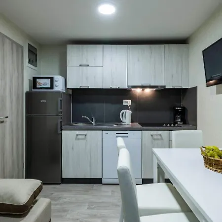 Holiday home Welcoming Mobile In With Swimming Pool *